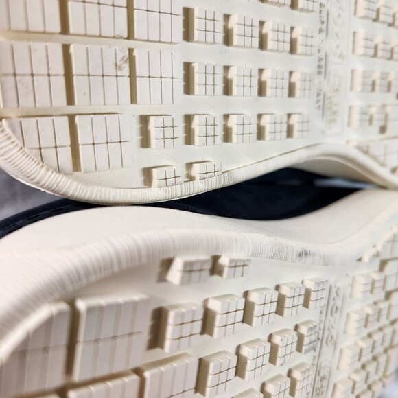 New SFC Mozo Women's MAVI Non-Slip Crew Leather Shoes Navy Blue M42168 US Size 7 - Picture 12 of 16